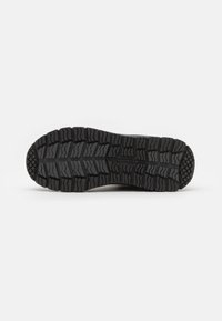 Columbia Botas para la nieve - black