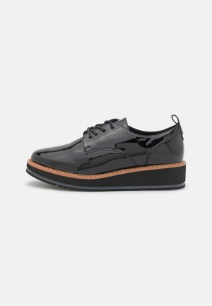 Derbies - black