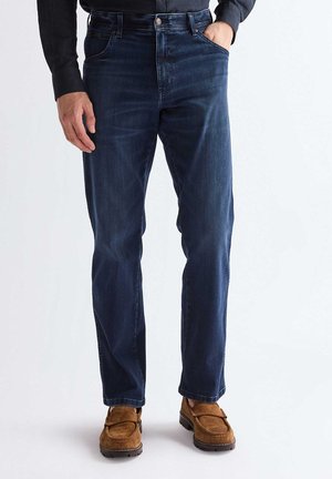 Wrangler TEXAS - Nadrágok - arm strong