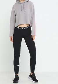 Under Armour Jersey con capucha - grey