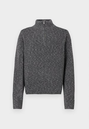 Donkergrijze geribbelde gebreide trui met lange mouwen en een korte rits aan de voorkant van een hoge kraag.