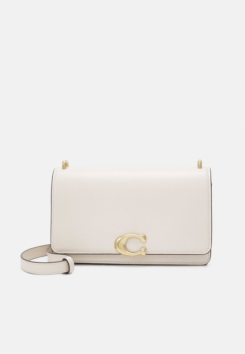 COACH LUXE REFINED BANDIT SHOULDER  - Taška s příčným popruhem - ivory