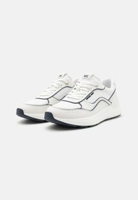 Michael Kors TREVOR TRAINER - Sportcipő - optic/navy