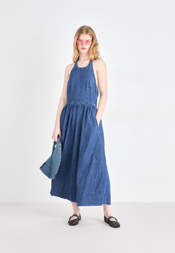 HALTER MED TENTOR - Maxi dress - medium wash3
