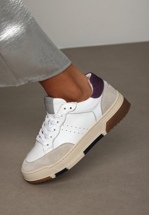 Sneakers laag - white