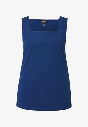 Top sin mangas de color azul, confeccionado con una tela suave, que presenta un escote cuadrado y un corte relajado. Textura lisa sin patrones visibles.