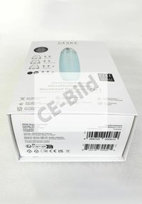 SmartApp-guided turquoise microdermabrasion blackhead remover with multiple sensitivity settings and deep pore cleansing technology.
