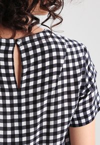 MAX&Co. Bluse - black
