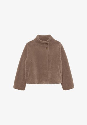 Bruine, pluche nepbontjas met een hoge kraag, cropped ontwerp en twee knopen aan de voorkant voor sluiting. Zachte textuur en minimale stikdetails.