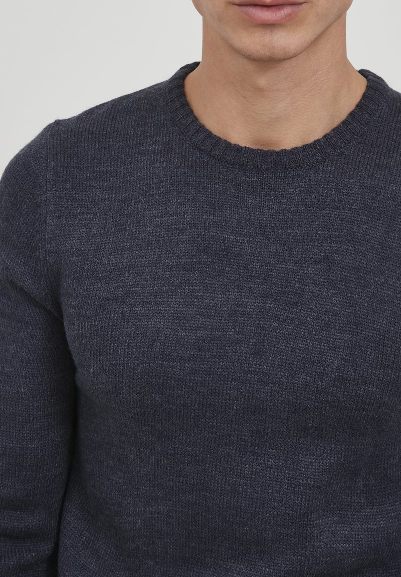 Herren Strickjacken | 11 Project PRNOEL Strickpullover insignia blue melange/blau - QV63233 Herren Strickjacken | 11 Project PRNOEL Strickpullover insignia blue melange/blau - QV63233