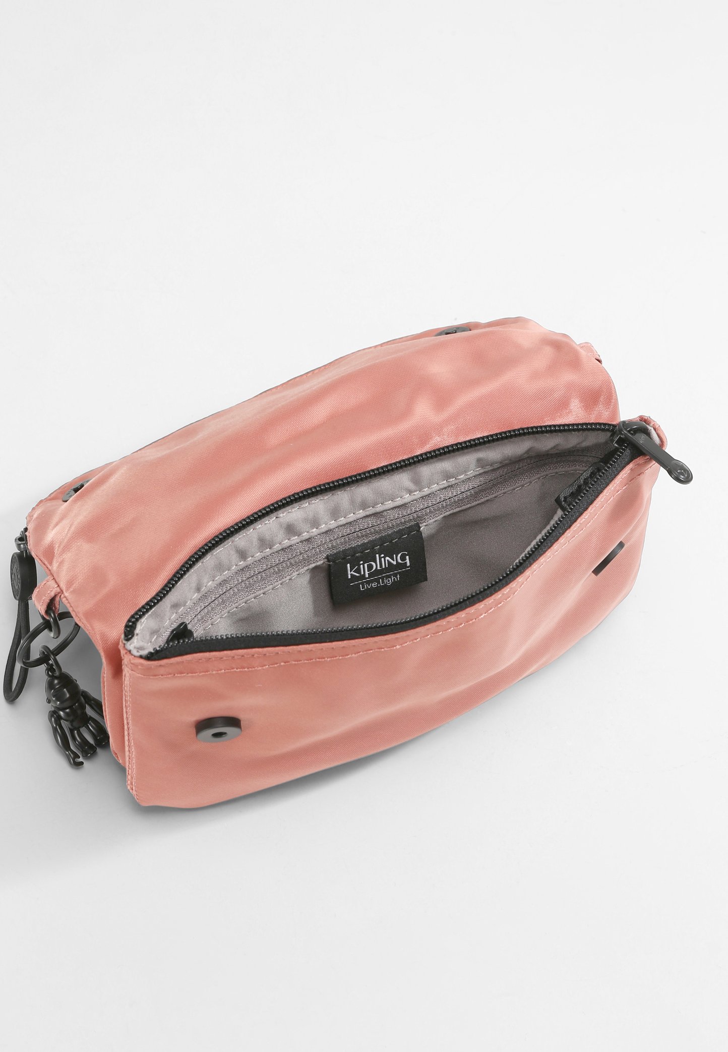 kipling purses at the bay