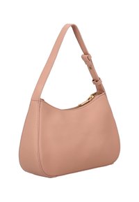 Lyserød skuldertaske i læder med en buet form, justerbar rem og gulddetalje ved lynlåsen. Glat tekstur og minimalistisk design.