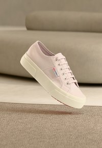 Non sélectionné, violetlt/favorio