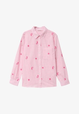 Chemise rose à manches longues avec boutons, rayures verticales claires, broderies de hippocampes roses, coquillages et motifs de corail, avec une poche poitrine.
