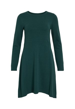 Vestido verde de manga larga hecho de una tela suave, con un cuerpo ajustado y una falda acampanada. Cuello redondo simple, sin estampados ni adornos.