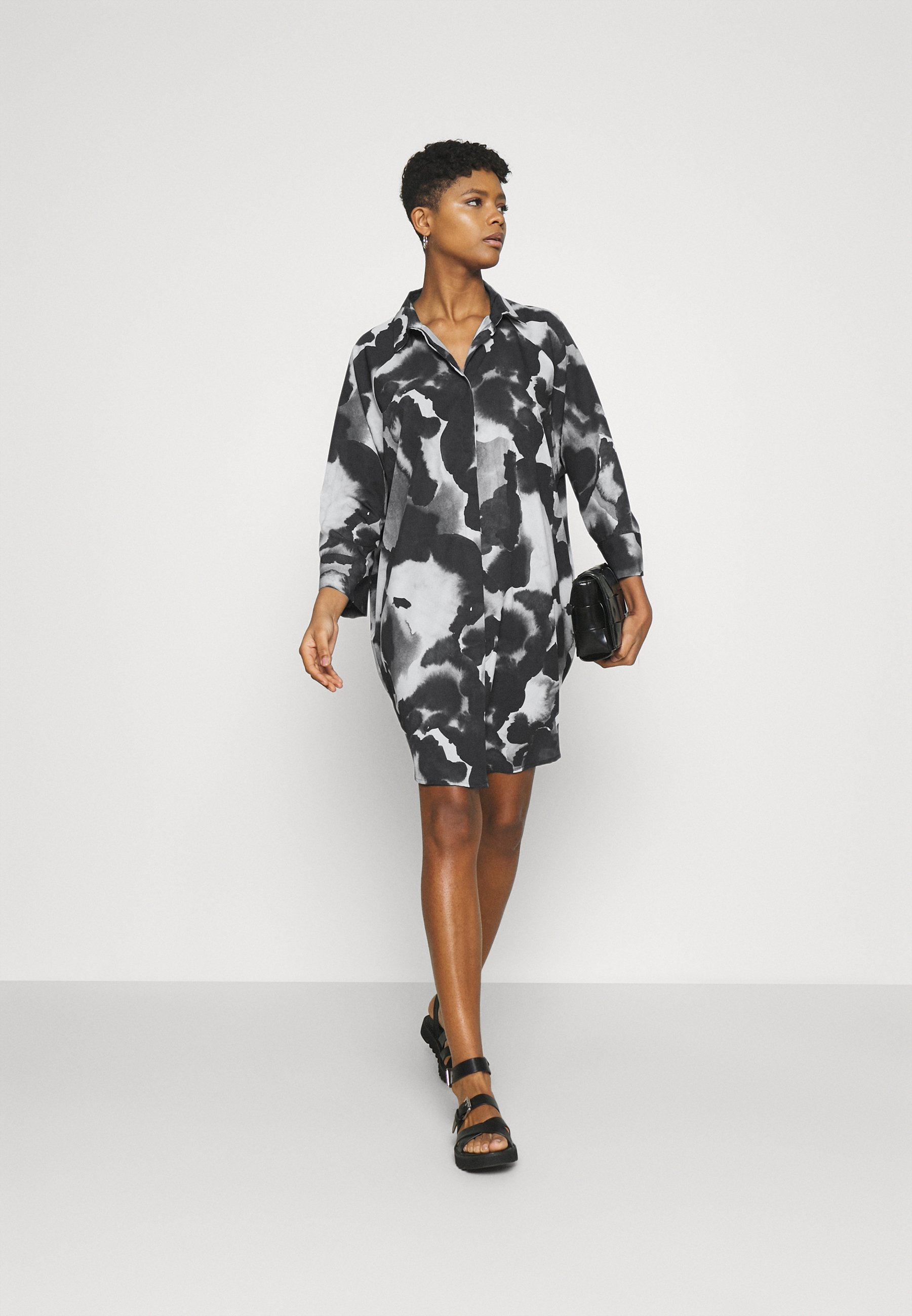 Monki Shirt dress - dark blue - Zalando 