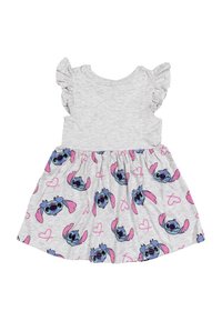 Szara sukienka z krótkim rękawem z rozkloszowanym dołem, ozdobiona powtarzającym się nadrukiem postaci Stitcha oraz różowymi sercami, wykonana z miękkiego materiału.