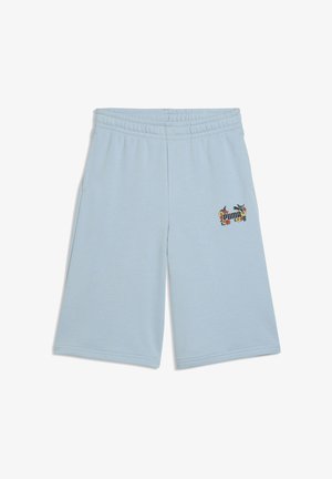 Lyseblå knælange shorts med elastisk talje, med et lille farverigt blomstret Puma-logo på højre ben.