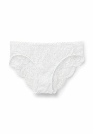 Witte kanten slipjes met bloemenpatroon, scalloped randen en een dunne elastische tailleband. Zachte textuur, lichtgewicht ontwerp en doorschijnende uitstraling.