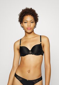 Chantelle HALF CUP MEMORY BRA - Beugel BH - schwarz