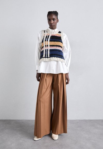 MUNTHE TAHUMA - Jumper - black