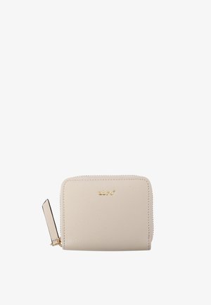 Beige Lederportemonnaie mit Reißverschluss, ausgestattet mit einem goldfarbenen Logo und glatter Oberfläche. Entworfen mit einem kleinen Zuglasche an einer Seite.