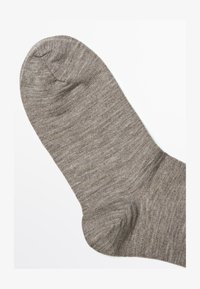 Non selezionato, beige