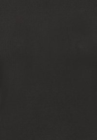 Tissu en maille noire, texture lisse, design uniforme, sans motifs visibles, adapté pour des applications en habillement ou en rembourrage.