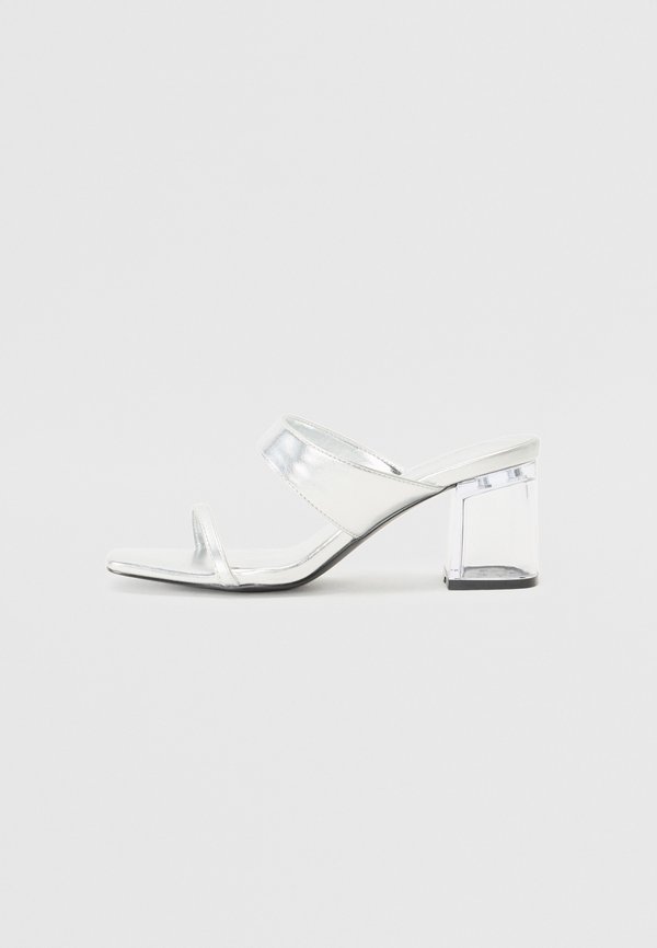 Heeled mules - silver