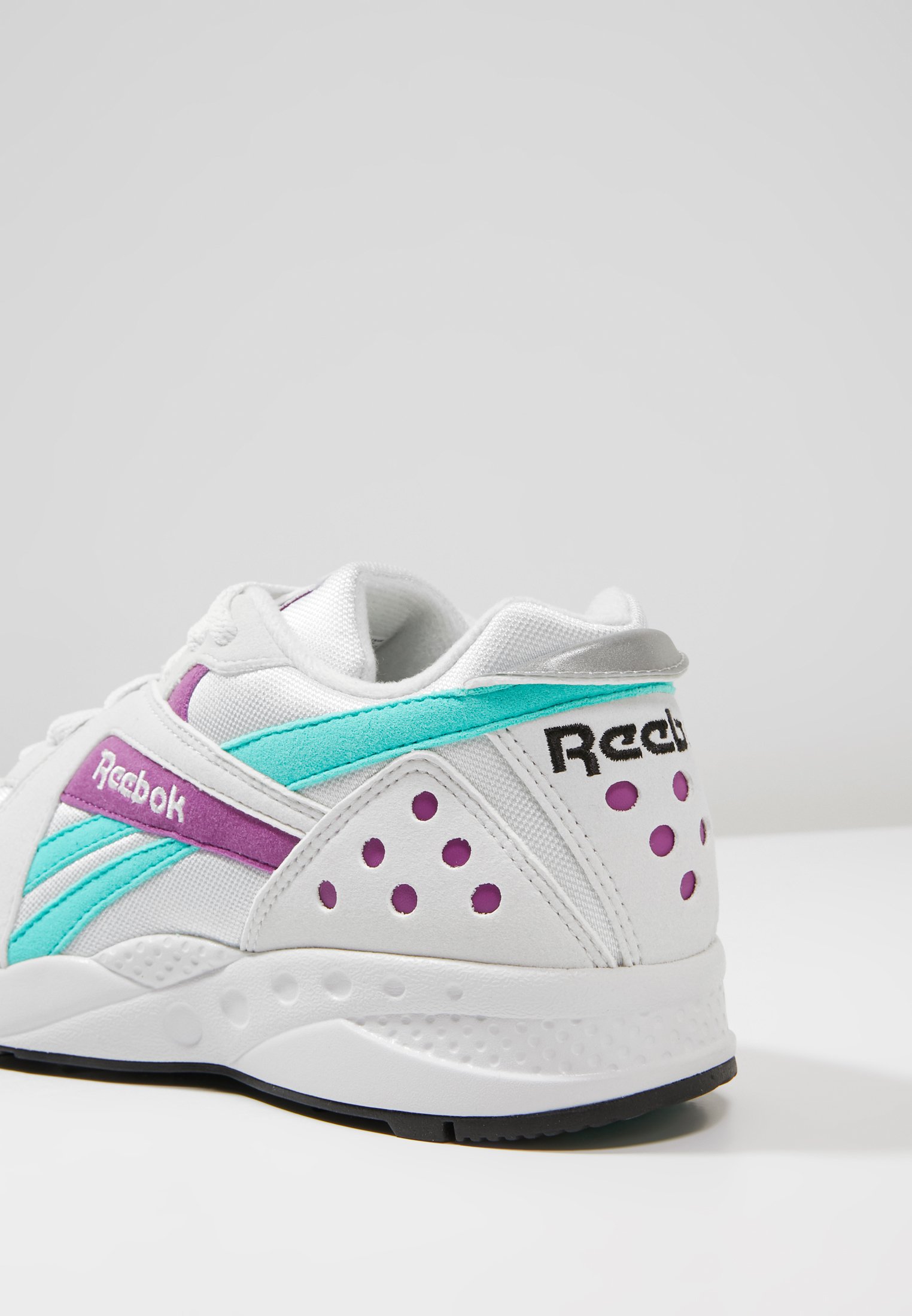 reebok pyro trainer