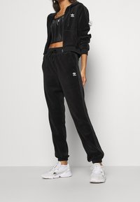 adidas Originals Tröja med dragkedja - black