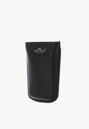 Pochette en cuir noir avec le logo "Golden Head Germany" embossé en blanc près du centre supérieur, conçue pour contenir de petits objets.