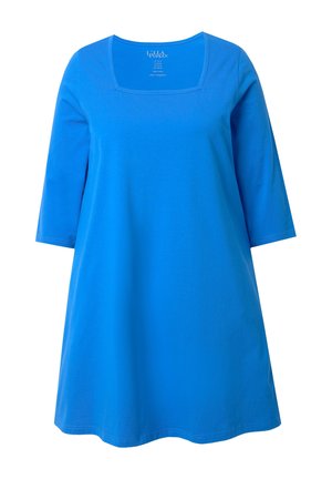 Niebieska bawełniana tunika z kwadratowym dekoltem i rękawami 3/4, charakteryzująca się luźnym, swobodnym krojem. Gładka faktura, brak widocznych wzorów.