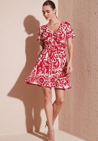 LELA REGULAR FIT - Day dress - bordeaux