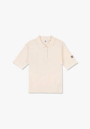 Kurzarm-Polohemd in Creme, aus strukturiertem Material gefertigt, mit einem Kragen, einem Drei-Knopf-Verschluss und einem Logo-Patch am Ärmel.