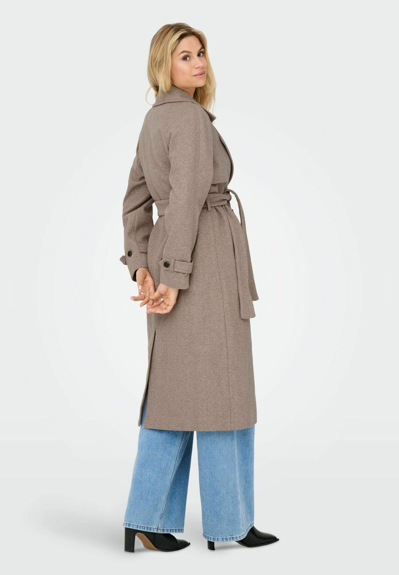 Trench Kaki Laura Urbinati - Taille IT42/FR38 - Vert - Coton - Neuf Avec étiquettes