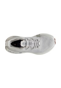 Weiße Sportlichschuhe mit Netzobermaterial, Schnürverschluss und Gummisohle. Verfügt über ein Sternenmuster an der Seite und strukturierte Akzente an der Zehe.