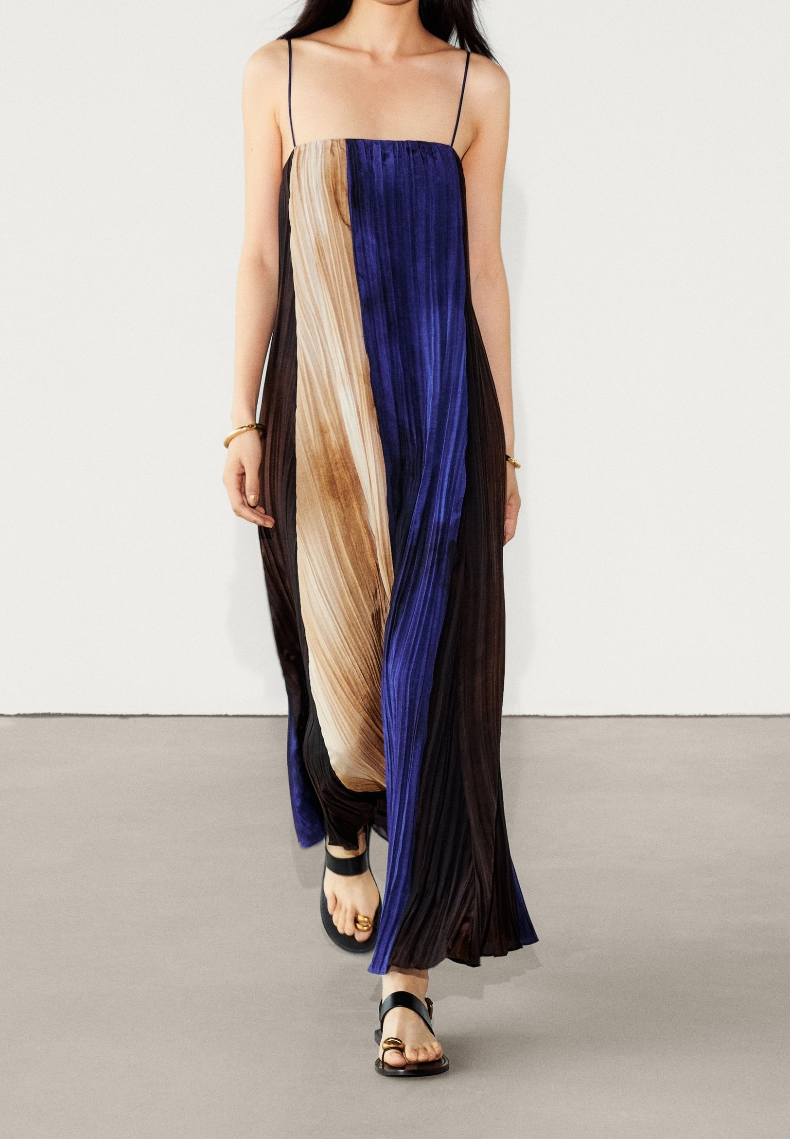 chinese dress ladies Montsand Lavender Pleated Maxi Dress main image 0