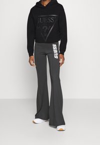 Guess Felpa con cappuccio - black