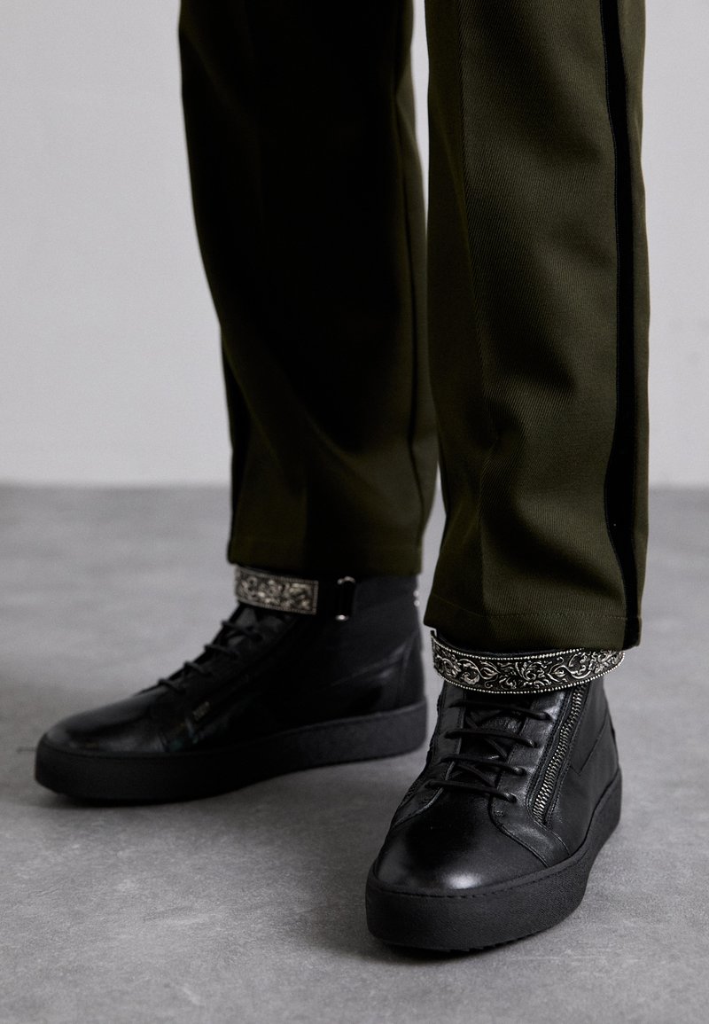 giuseppe zanotti Sneakers hoog zwart giuseppe zanotti Sneakers hoog zwart