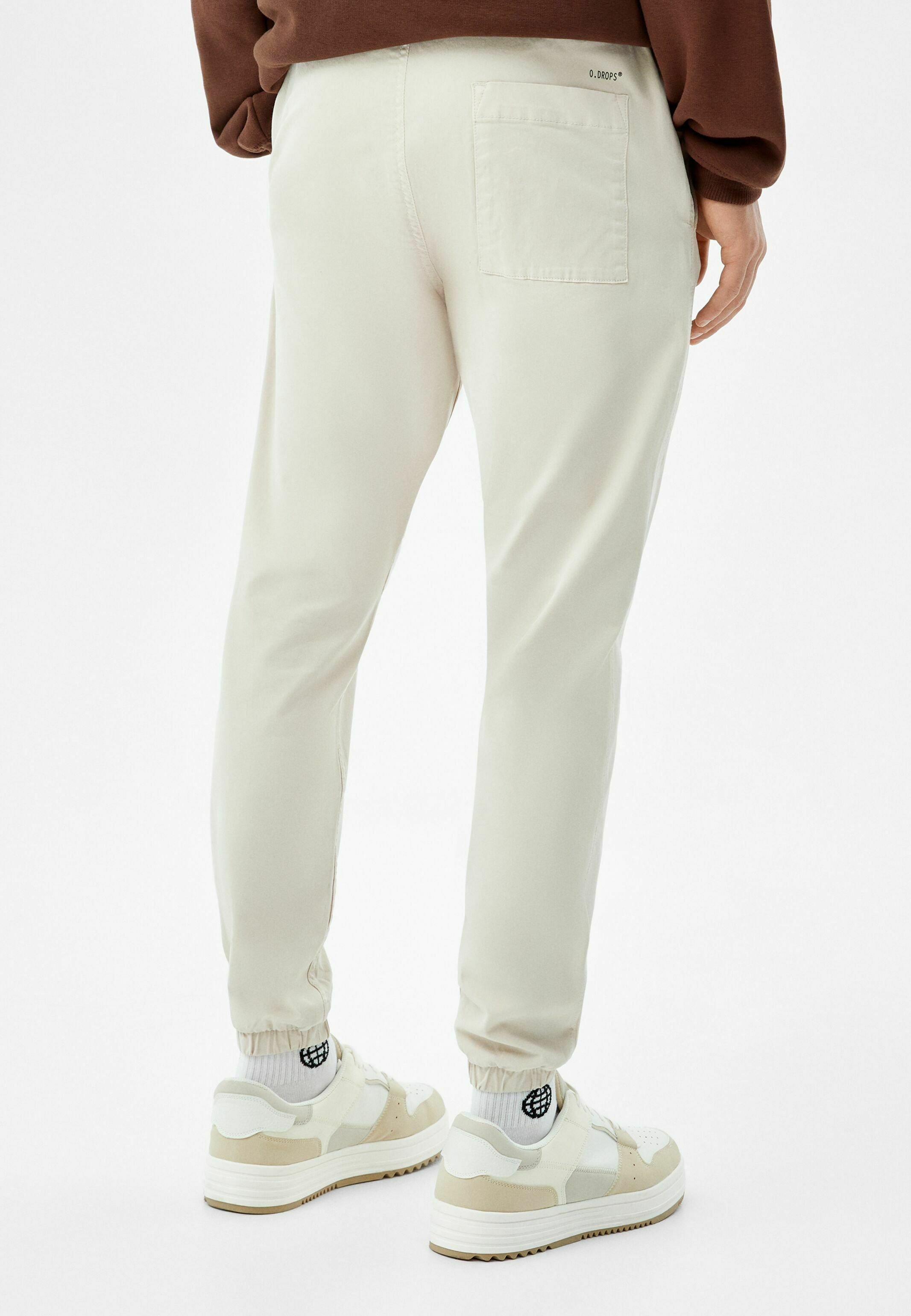Bershka JOGGERS - Tracksuit bottoms 