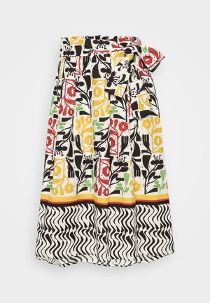 Rok met bloemenpatroon en plooien, in de kleuren rood, geel, groen en zwart op een witte achtergrond. Inclusief een zwart-witte golvende zoom.