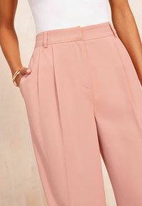 Friends Like These WIDE LEG SMART - Auduma bikses - pink