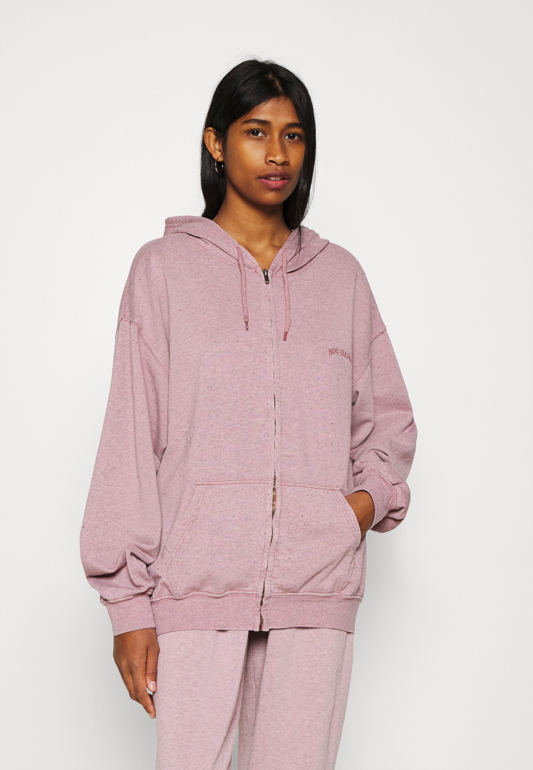pink nike hoodie urban outfitters