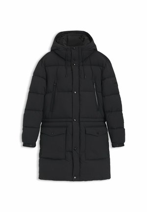 Giacca a vento nera con cappuccio, caratterizzata da un design trapuntato, chiusure frontali a bottoni e cerniera, e due grandi tasche a toppa.