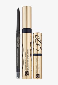 Musta vedenkestävä eyeliner-kynä ja kaksi kultasta Estée Lauder Sumptuous Extreme Lash Multiplying Volume Mascara -putkea.