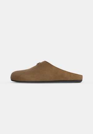 COACH, SCULPTED C MULE - Mule - coconut