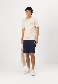 Lyle & Scott WEMBLEY  - Shorts - dark