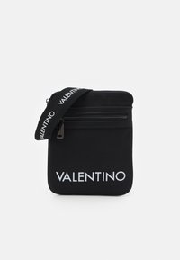 Valentino Bags - KYLO MINI CROSSBODY - Olkalaukku - nero Pienoiskuva 1