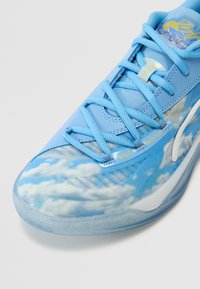 Puma ALL-PRO NITRO DENNIS SCHRODER UNISEX - Basketsko - team light blue/white